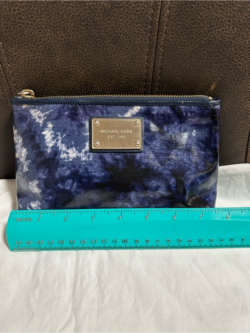 Michael Kors Blue and White Tie-Dye Small Pouch - Picture 8 of 10